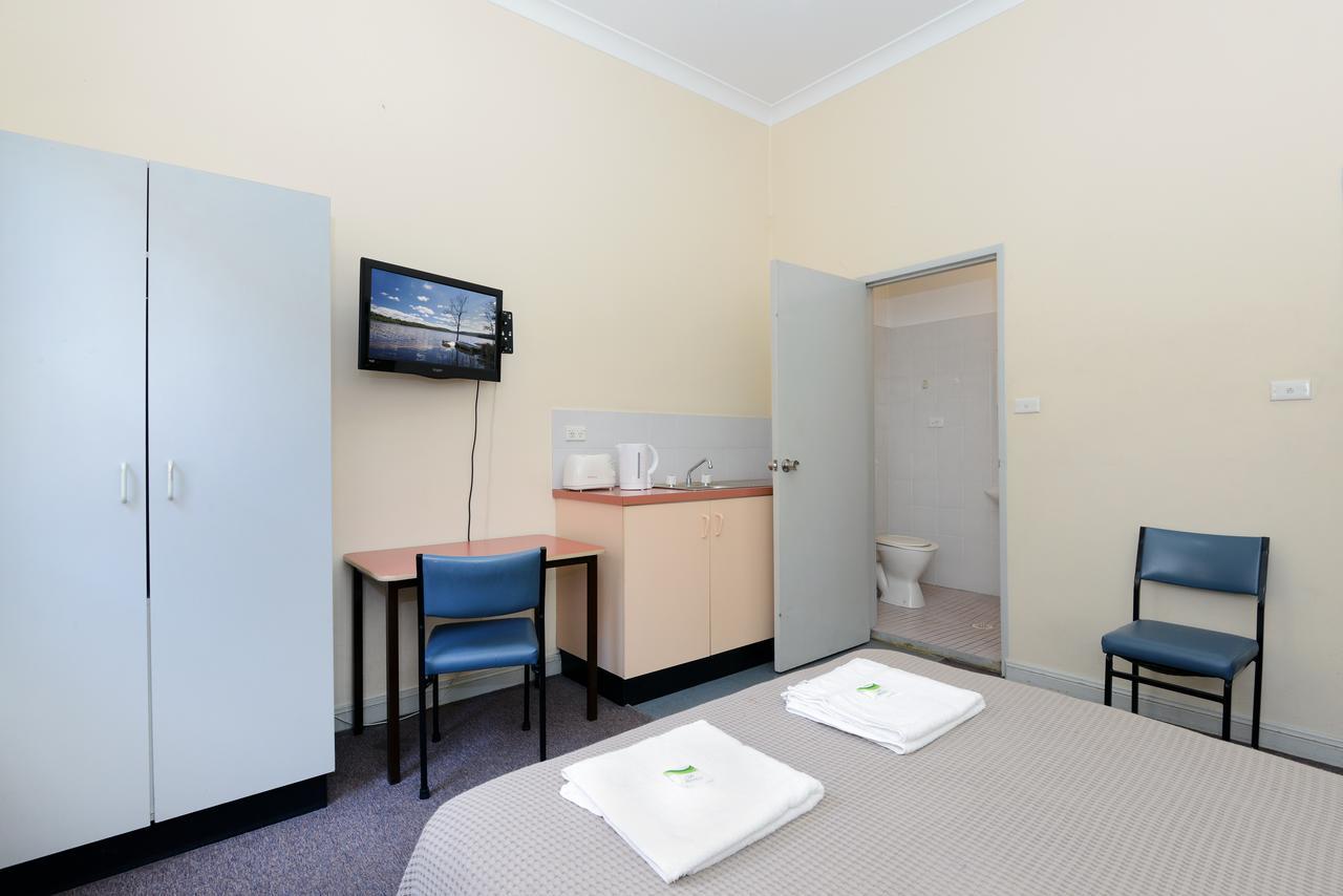 Parade Lodge Sydney Esterno foto